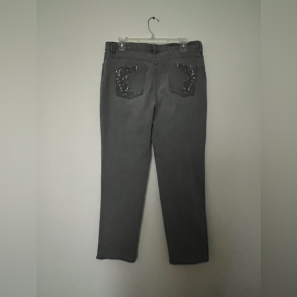Gloria Vanderbilt Gray jeans decorative back pockets size 12. - Picture 2 of 7